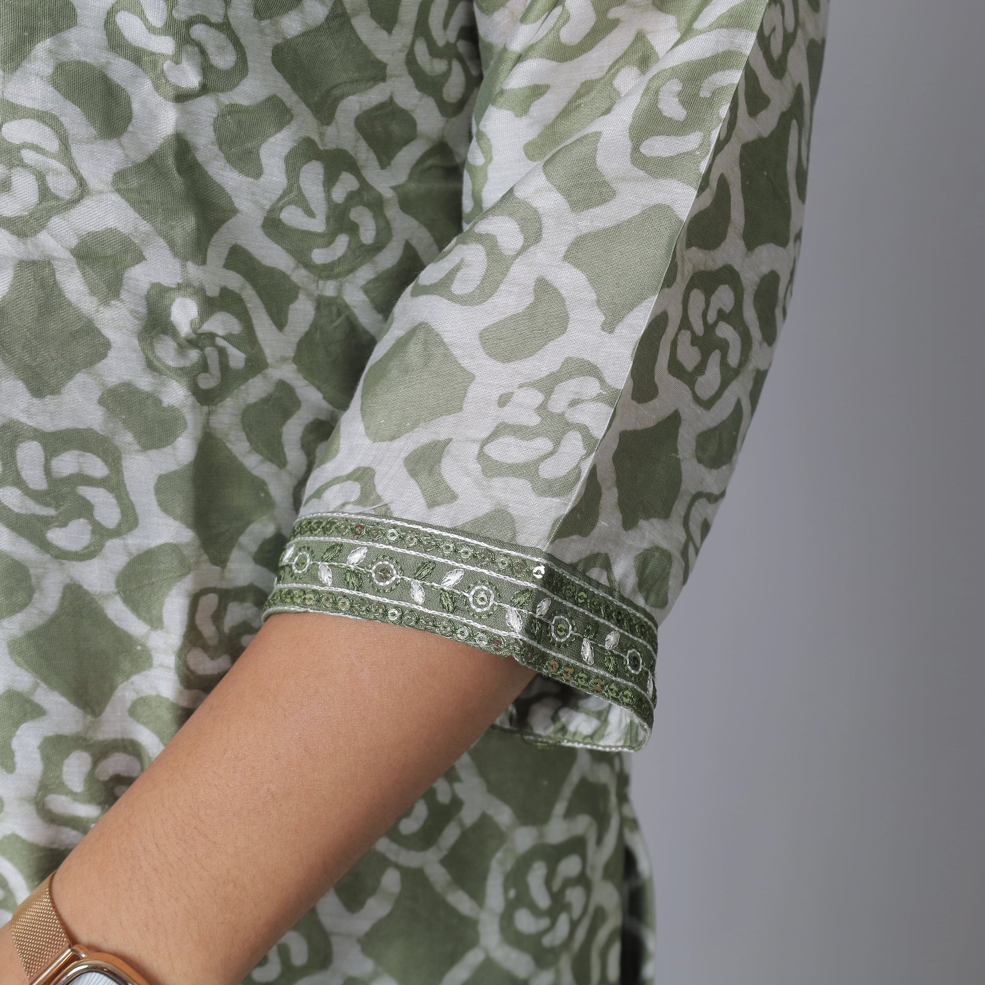 Chanderi Silk Batik Print Suit